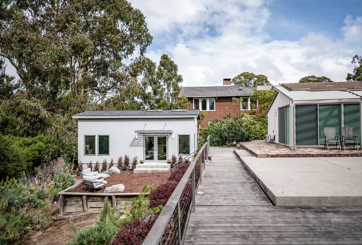 Hillsborough - Front