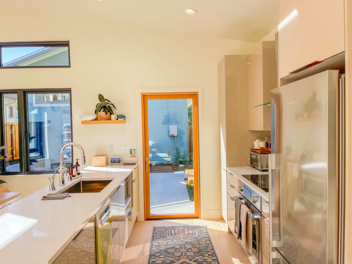 332 62nd St - Kitchen