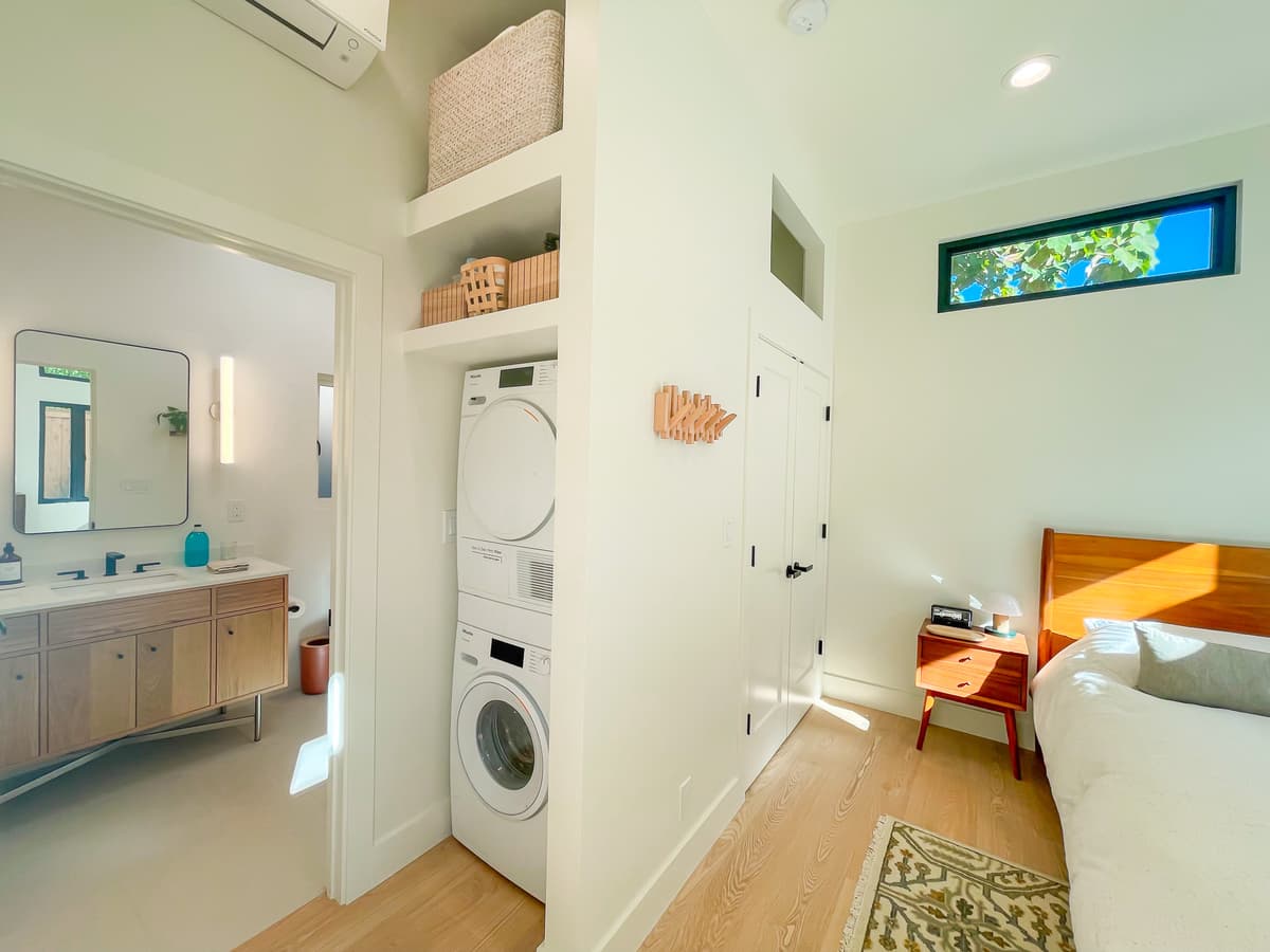 332 62nd St - Laundry 3