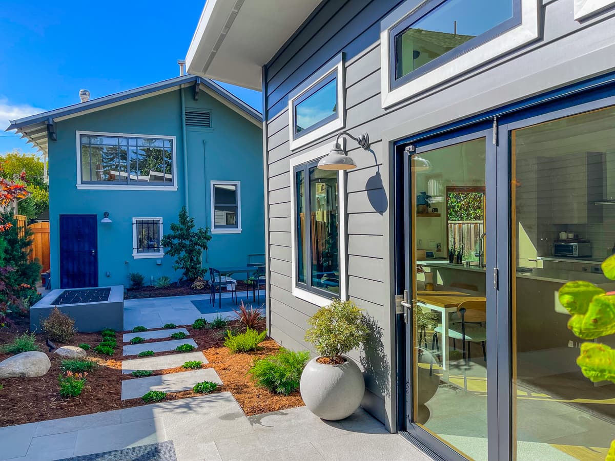 332 62nd St - Side 2