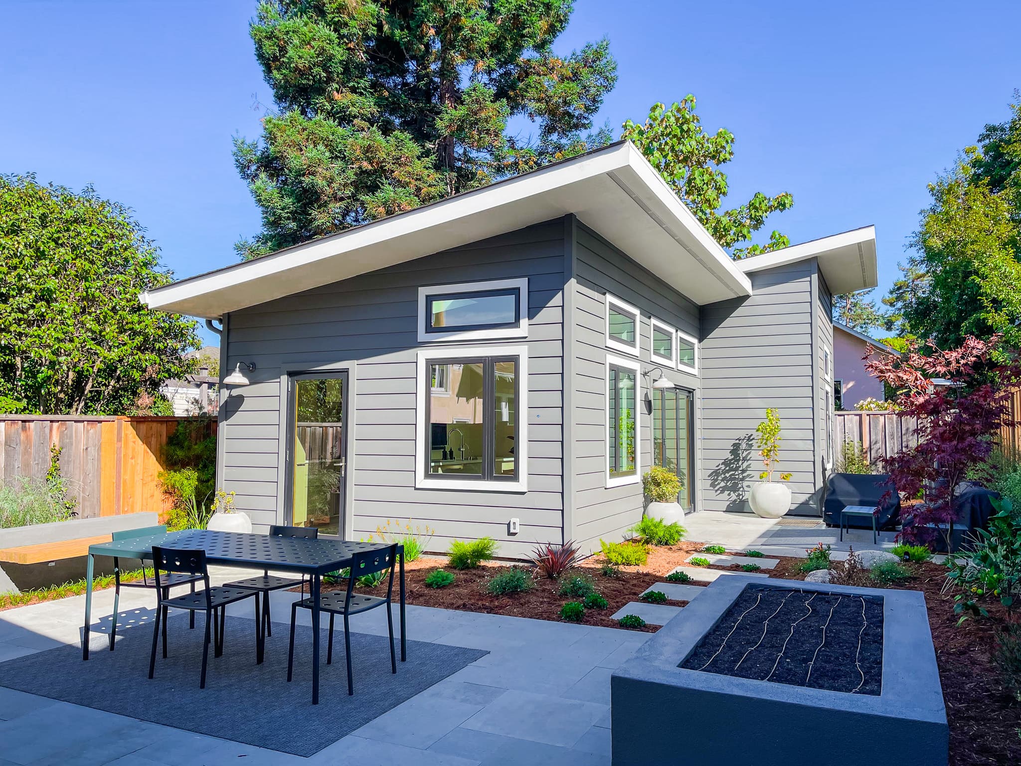 332 62nd St - Front