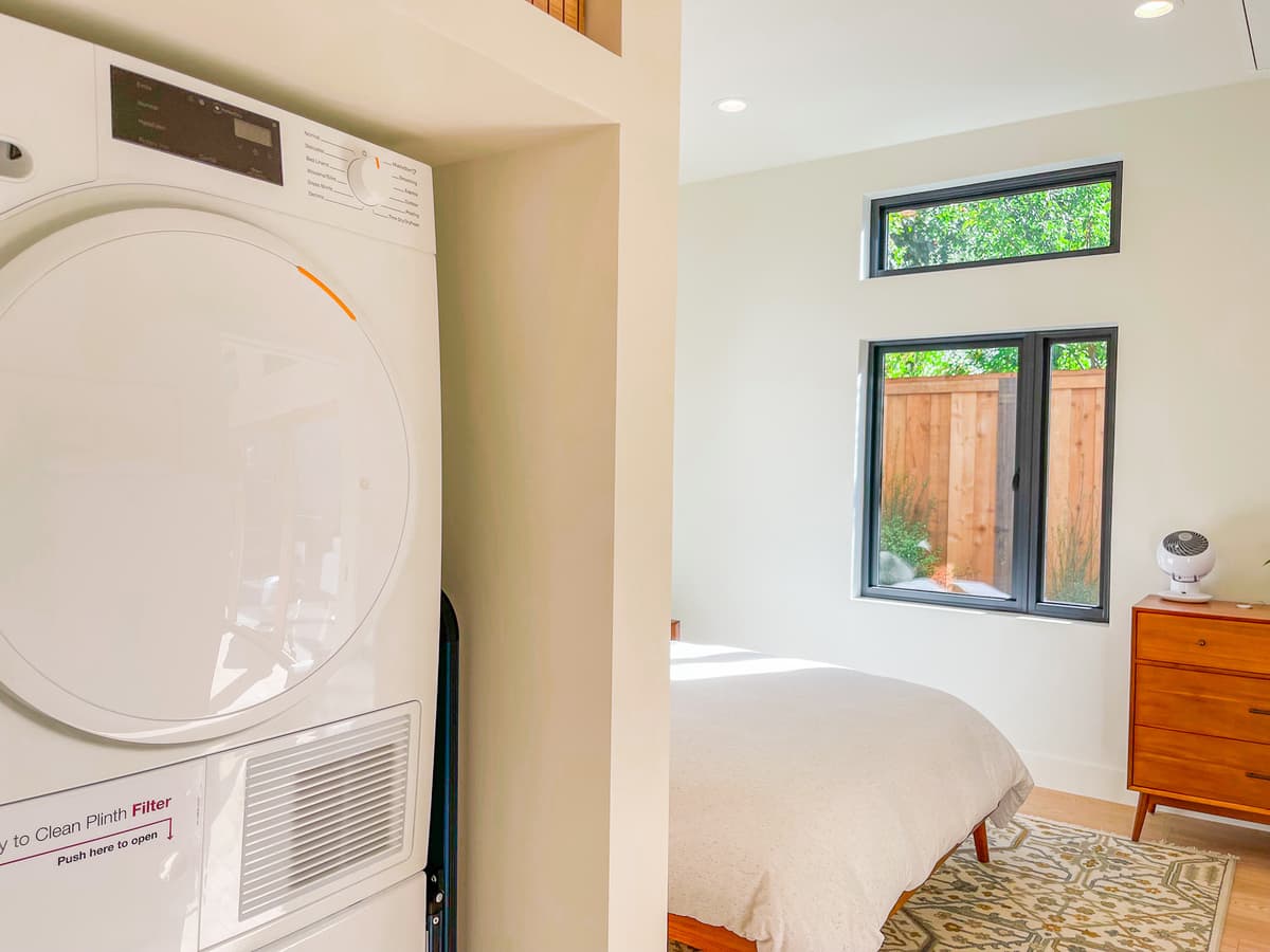 332 62nd St - Laundry